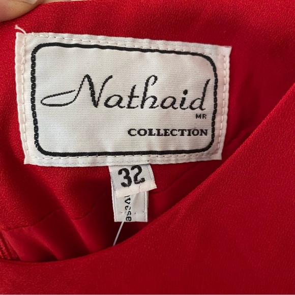 Vintage Red Dress with Flower Appliqués - Picture 5 of 13